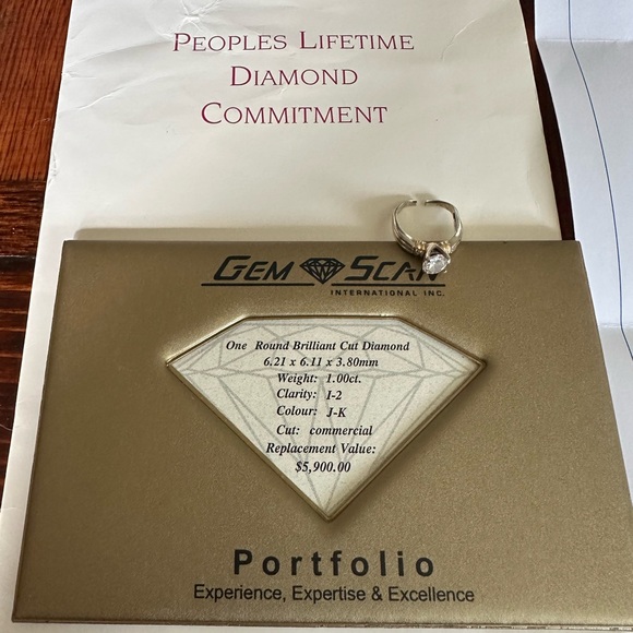 1.0 ct diamond solitaire ring - Picture 3 of 6